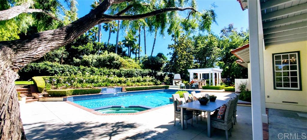 6493 Via Naranjal Rancho Santa Fe, CA 92067 - Photo 13 of 25 Gallery Image 13