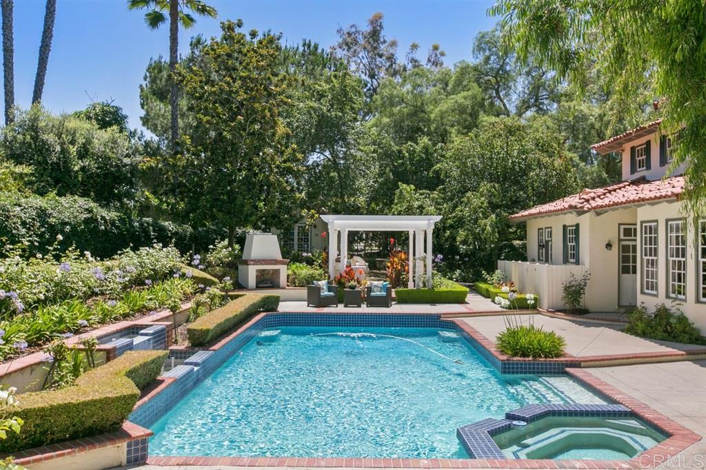 6493 Via Naranjal Rancho Santa Fe, CA 92067 - Photo 15 of 25 Gallery Image 15