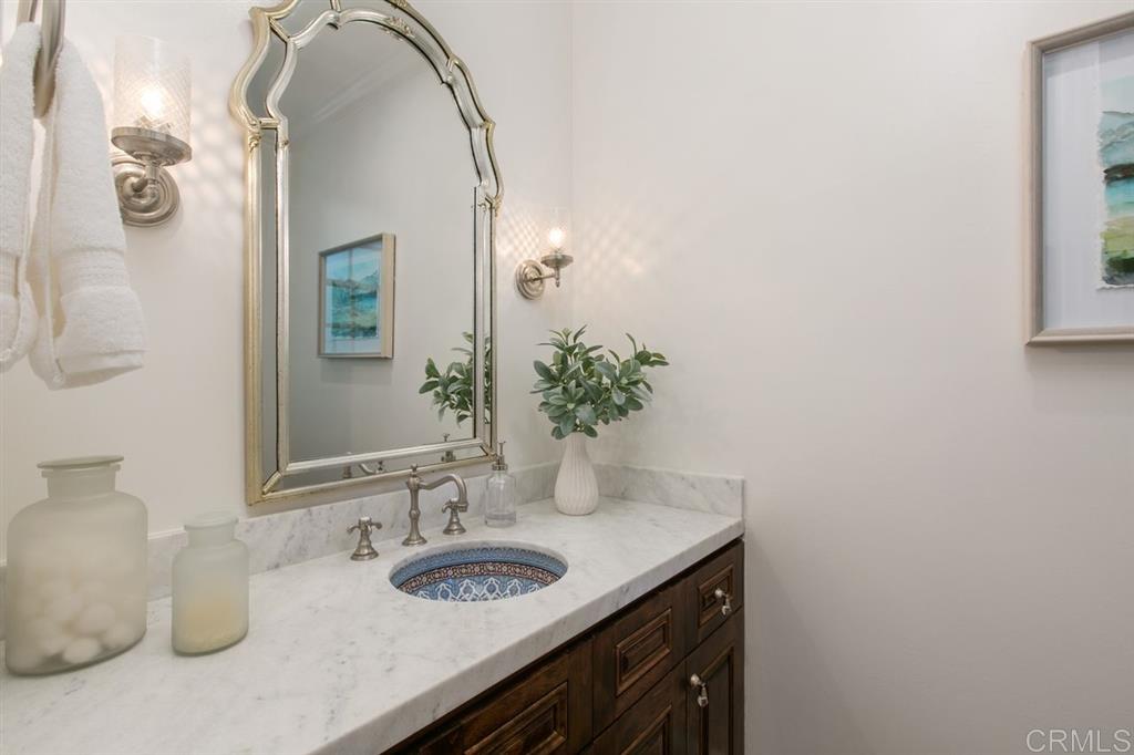 6493 Via Naranjal Rancho Santa Fe, CA 92067 - Photo 5 of 25 Gallery Image 5