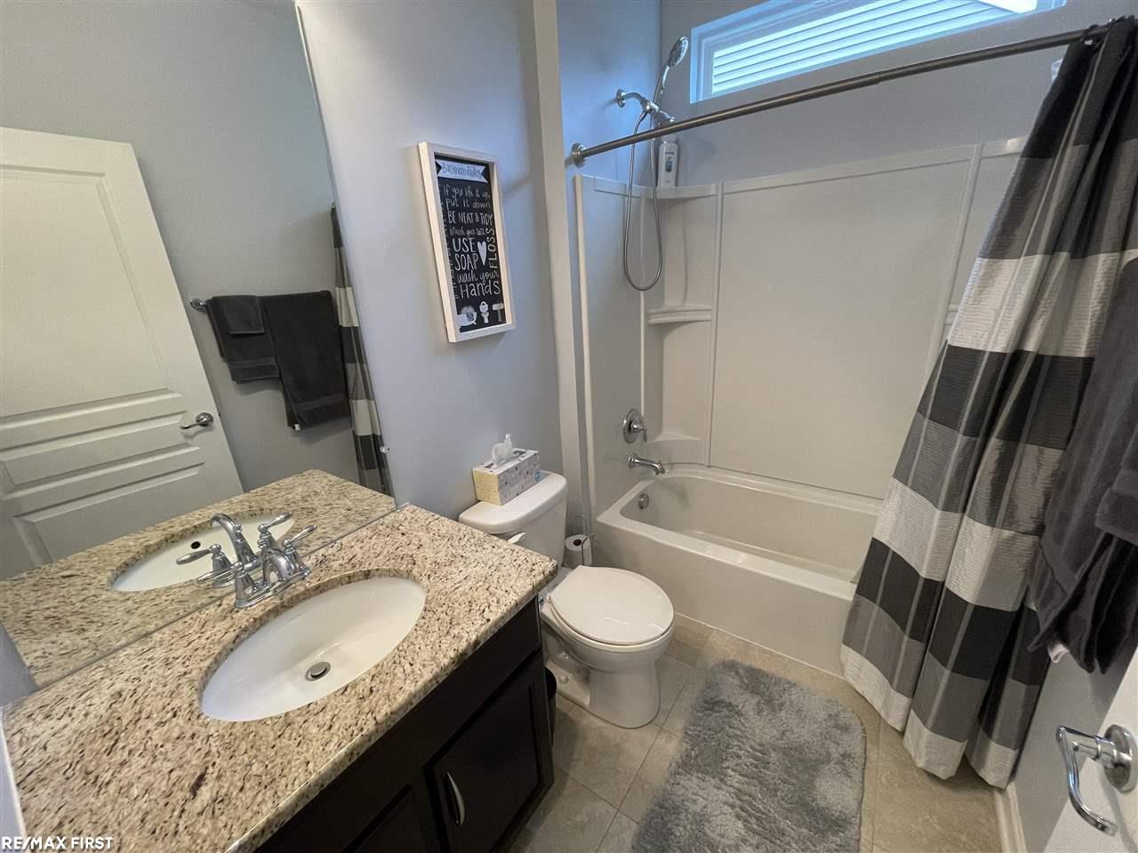 48295 Silver Lake Road Macomb, MI 48042 - Photo 25 of 41