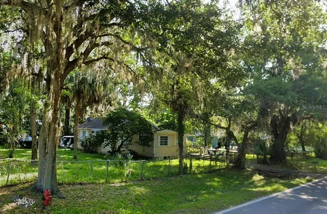 $1,300 | 424 West Dr Martin Luther King Jr Boulevard, Brooksville, FL 34601