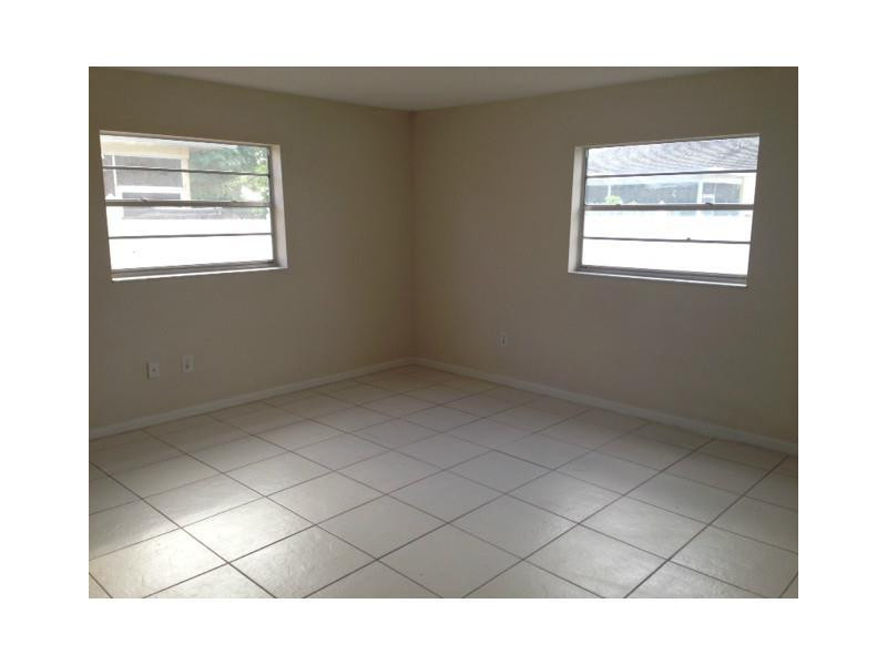 8992 Southwest 7th Street Boca Raton, FL 33433 - Photo 17 of 23 Bedroom Master