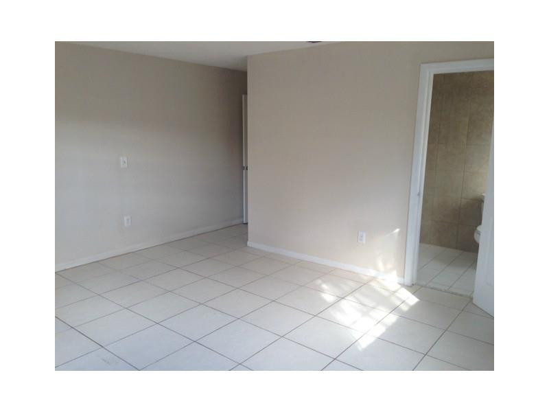 8992 Southwest 7th Street Boca Raton, FL 33433 - Photo 18 of 23 Bedroom Master