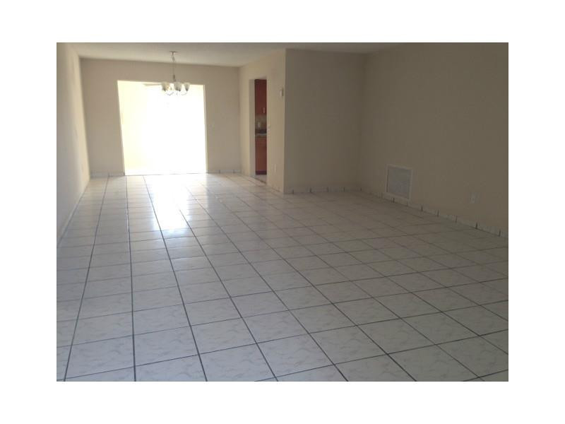 8992 Southwest 7th Street Boca Raton, FL 33433 - Photo 23 of 23 Living Room