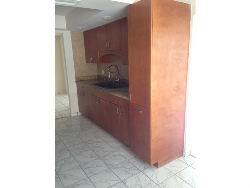 8992 Southwest 7th Street Boca Raton, FL 33433 - Photo 4 of 23 Kitchen