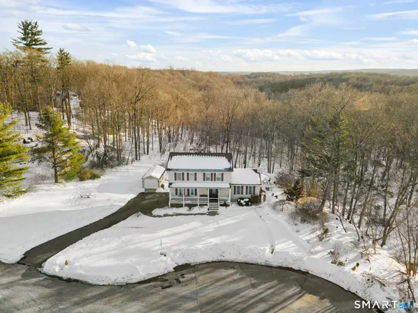 $657,500 | 11 Lantern Ridge Road, Beacon Falls, CT 06403