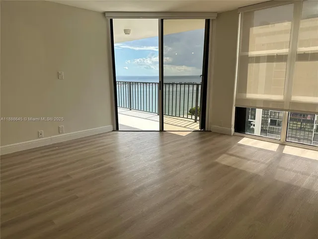 $3,300 | 1901 Brickell Avenue, Unit B1503, Miami, FL 33129