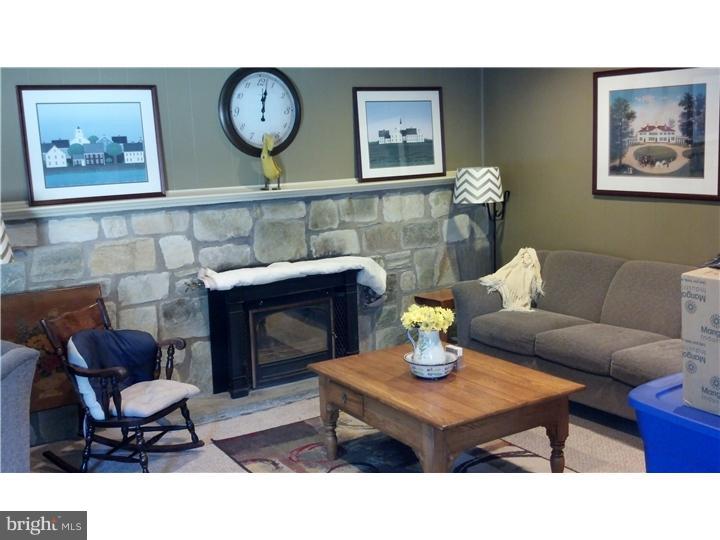 615 Parry Road Cinnaminson, NJ 08077 - Photo 8 of 18 Family Room