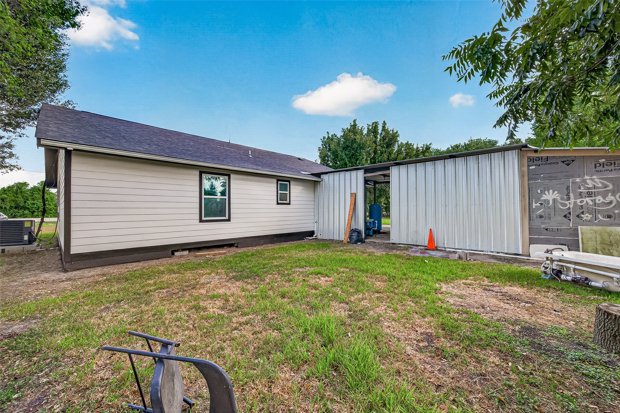 4739 Fm 1096 Road Boling, TX 77420 - Photo 10 of 36 Gallery Image 10