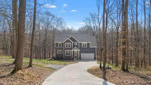 $799,900 | 2093 Ferry Road, Clarksville, TN 37040