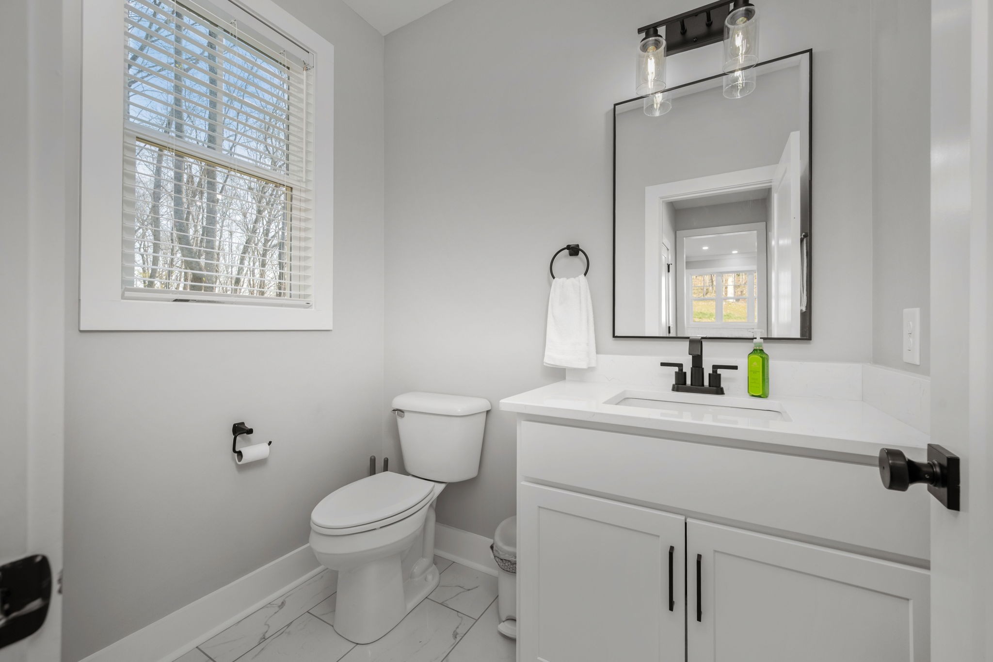 2093 Ferry Road Clarksville, TN 37040 - Photo 16 of 63