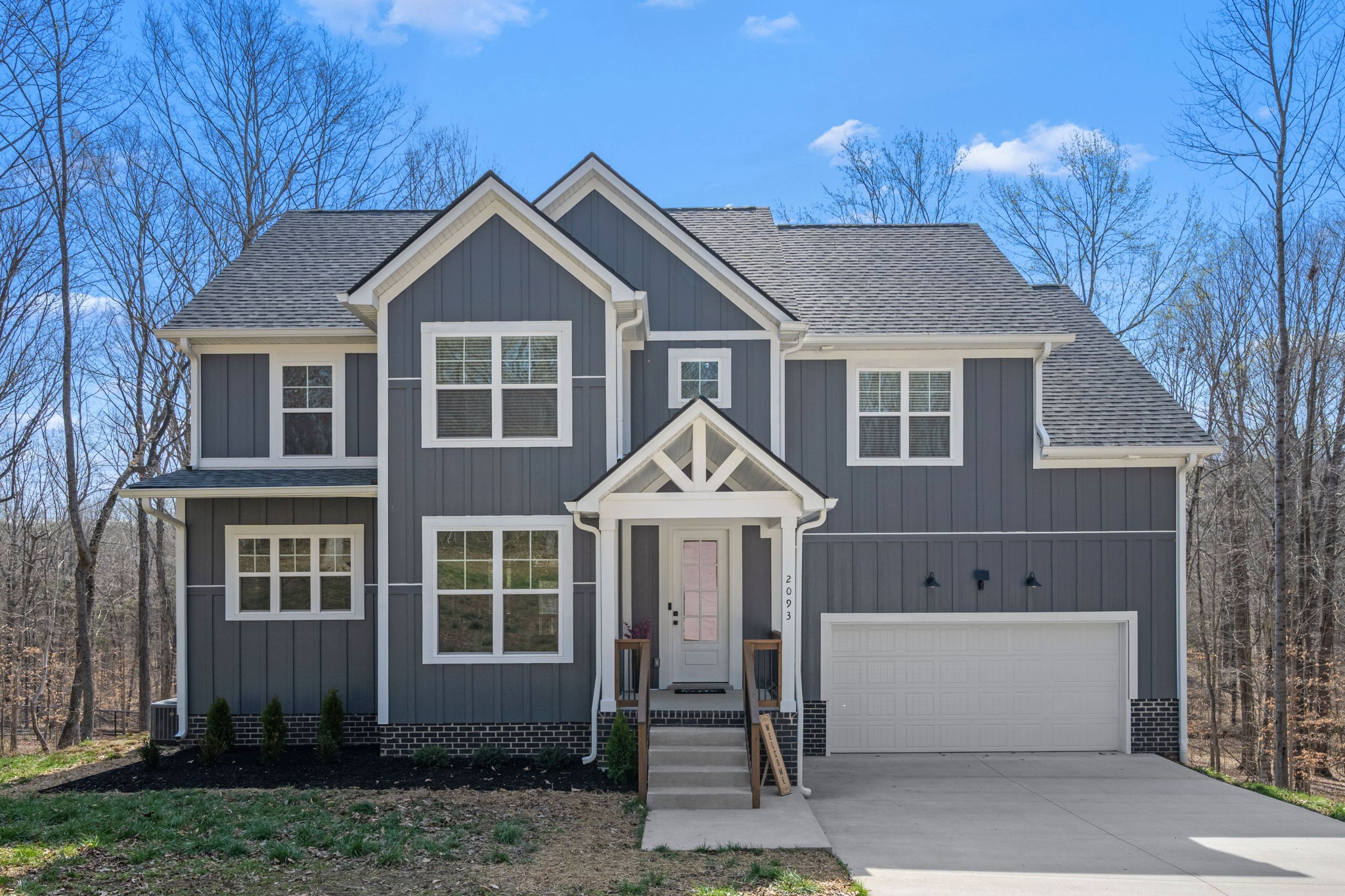 2093 Ferry Road Clarksville, TN 37040 - Photo 2 of 63