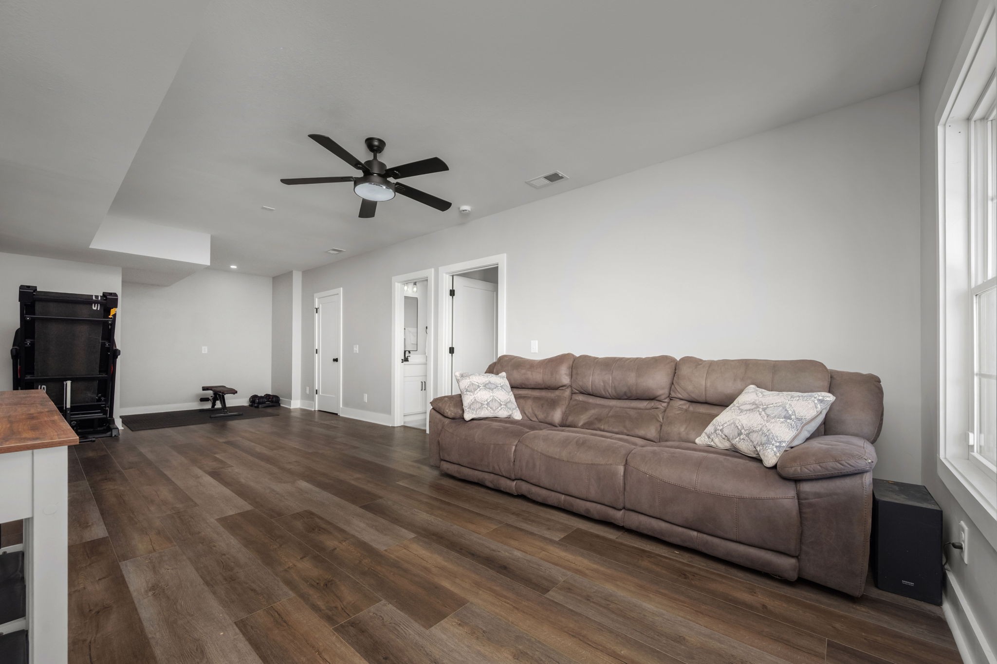 2093 Ferry Road Clarksville, TN 37040 - Photo 36 of 63