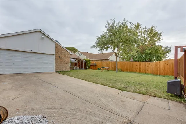 $2,000 | 114 Camilla Lane, Garland, TX 75040
