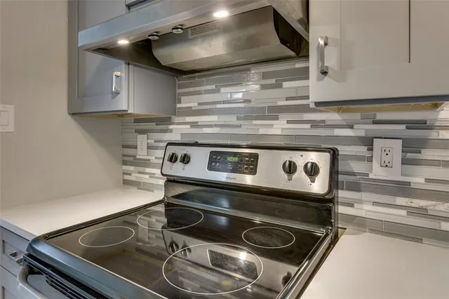 $2,000 | 114 Camilla Lane, Garland, TX 75040