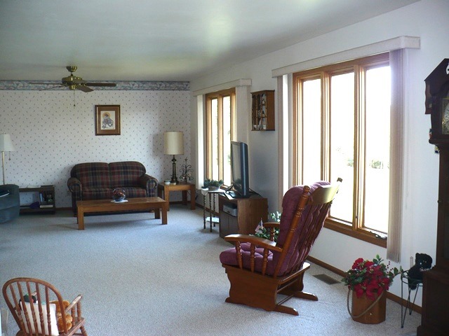 2736 Shaw Road Compton, IL 61318 - Photo 3 of 25