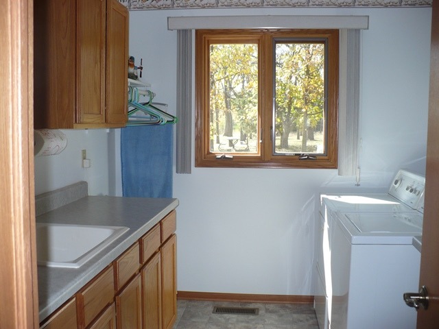 2736 Shaw Road Compton, IL 61318 - Photo 7 of 25