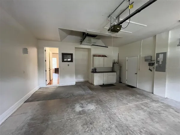 $2,200 | 316 West Wason Drive, Citrus Springs, FL 34434
