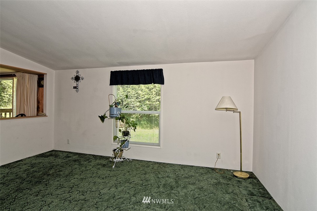 28249 Lake Cavanaugh Road Mount Vernon, WA 98274 - Photo 12 of 19 Gallery Image 12