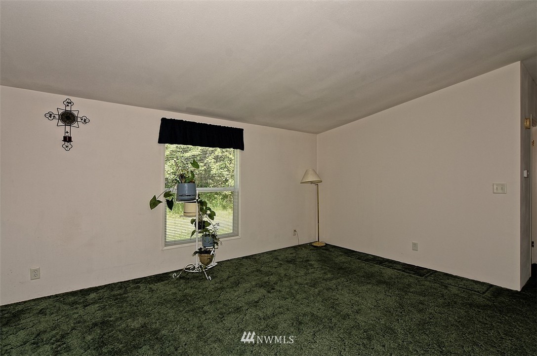 28249 Lake Cavanaugh Road Mount Vernon, WA 98274 - Photo 13 of 19 Gallery Image 13