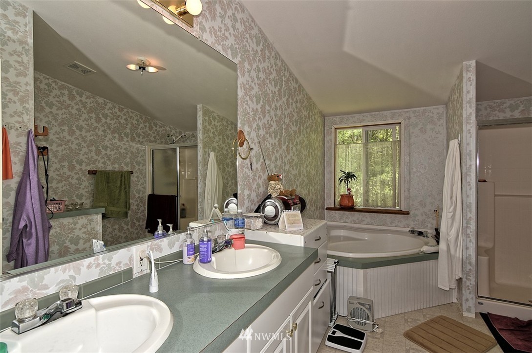 28249 Lake Cavanaugh Road Mount Vernon, WA 98274 - Photo 7 of 19 Gallery Image 7