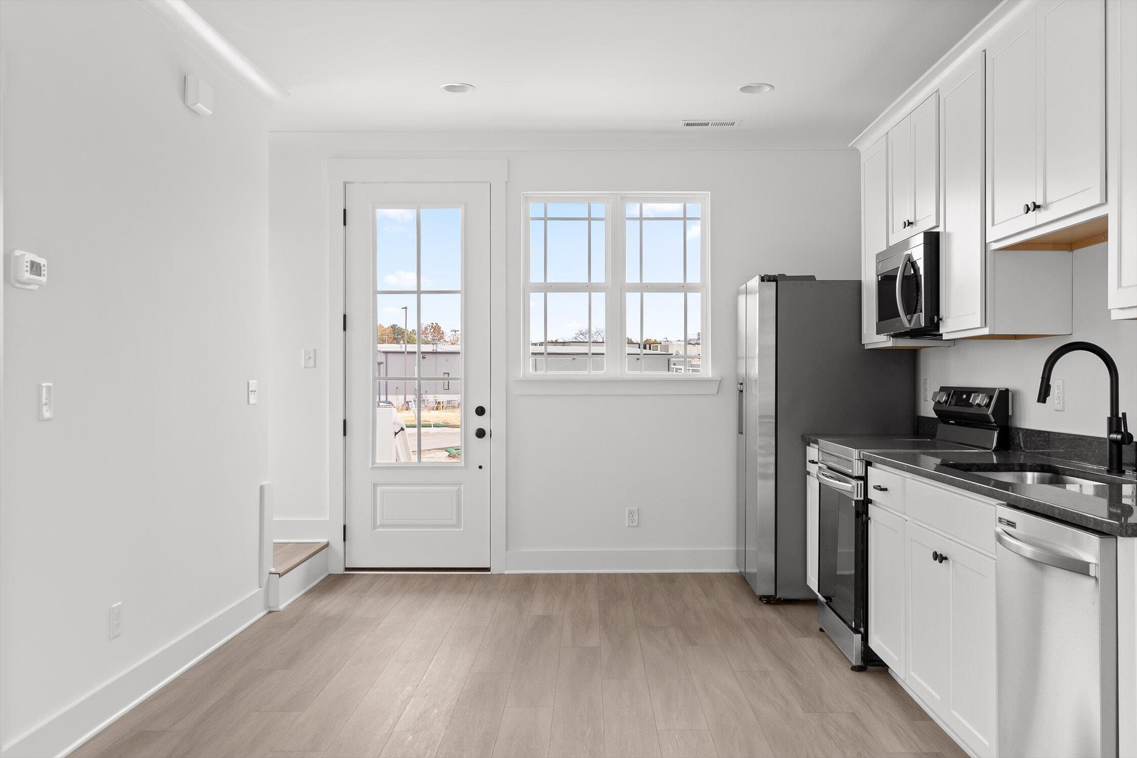 168 John Arnold Street, Unit 42 East Ridge, TN 37412 - Photo 12 of 53 10-188 John Arnold-10