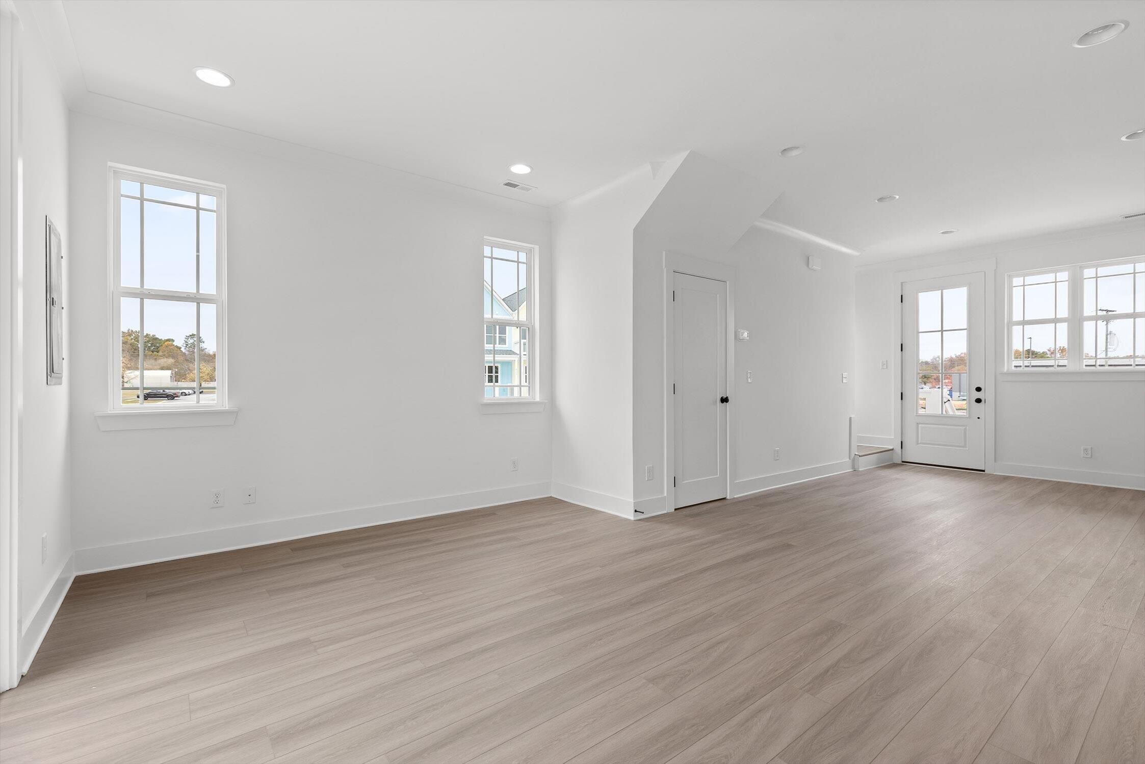 168 John Arnold Street, Unit 42 East Ridge, TN 37412 - Photo 5 of 53 18-188 John Arnold-18