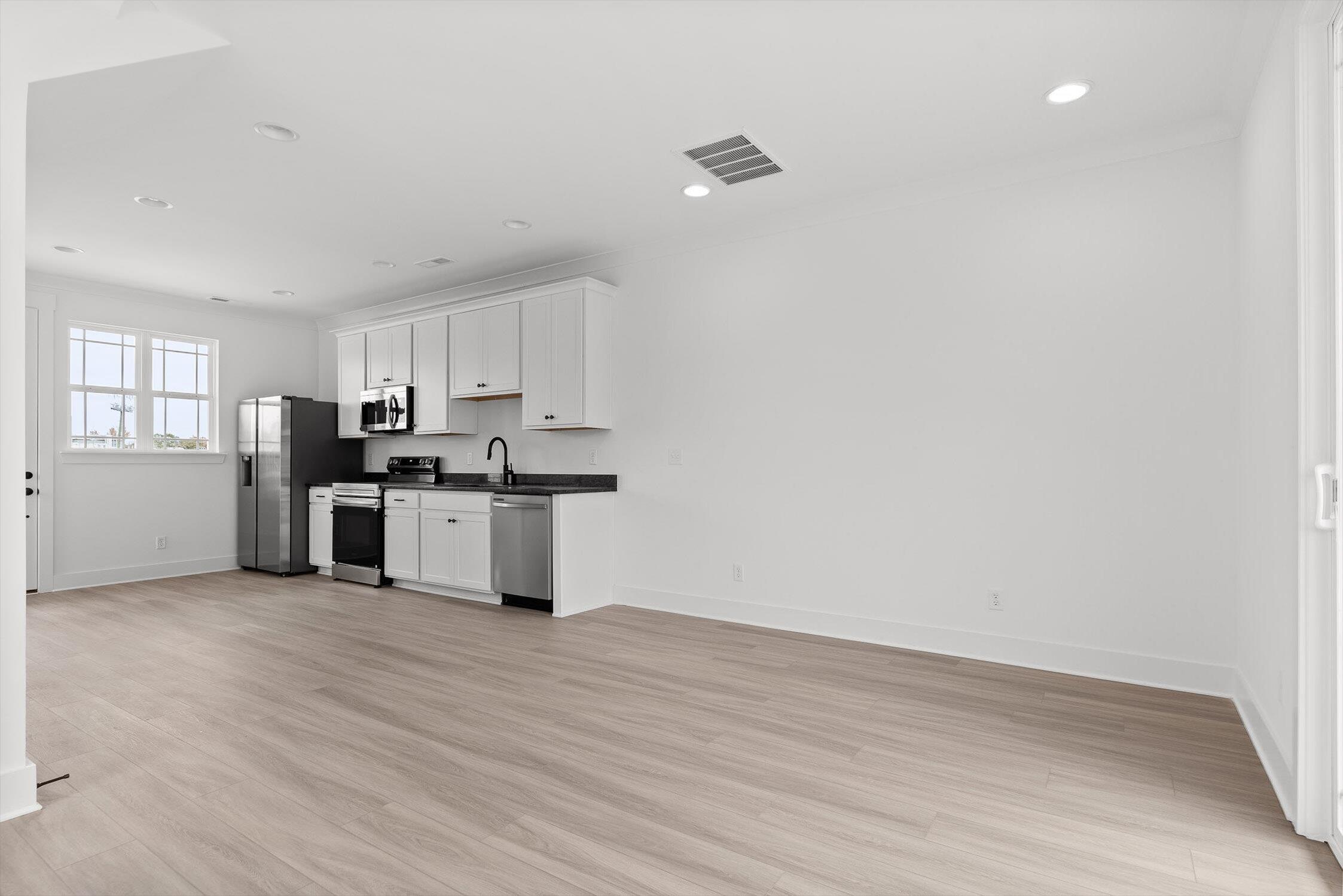 168 John Arnold Street, Unit 42 East Ridge, TN 37412 - Photo 8 of 53 17-188 John Arnold-17