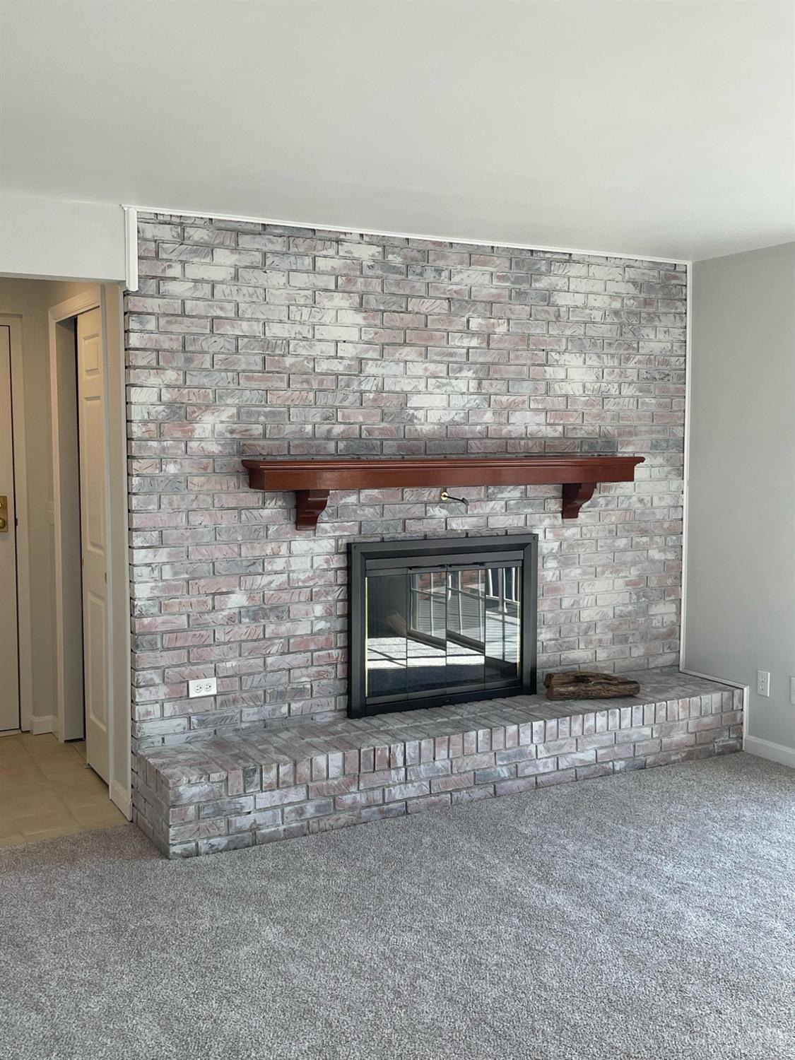 5348 Werk Road, Unit E5 Cincinnati, OH 45248 - Photo 4 of 25 Gallery Image 4
