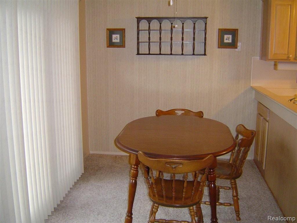 16845 Rudgate Street, Unit 17 Southgate, MI 48195 - Photo 3 of 19 DSC09981.JPG