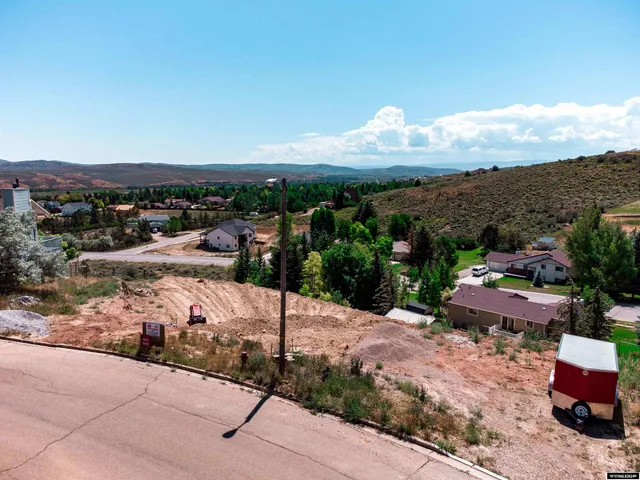 $68,000 | 106 Grand View Circle, Evanston, WY 82930