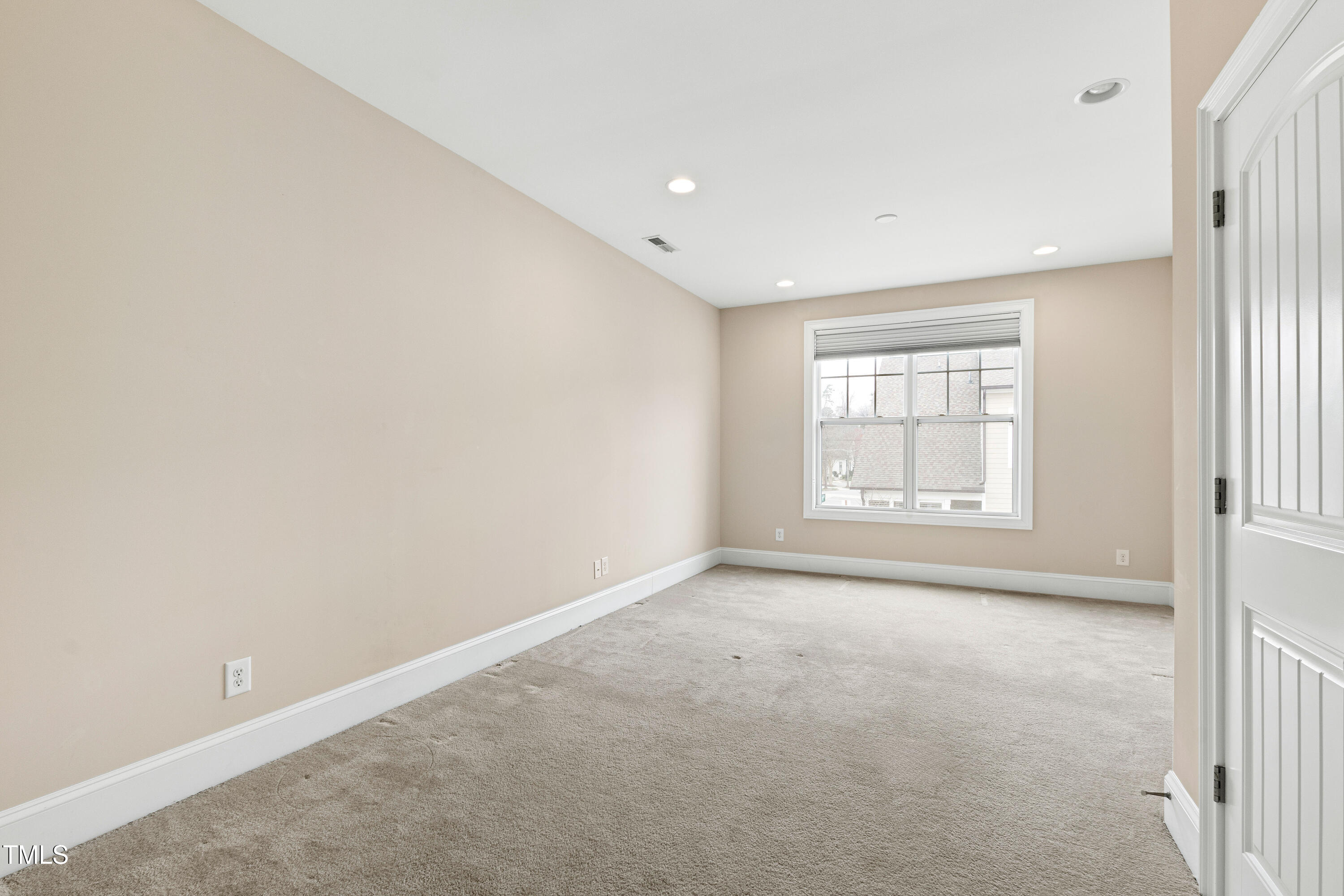 525 Fallon Grove Way Raleigh, NC 27608 - Photo 38 of 49 Fallon (38)