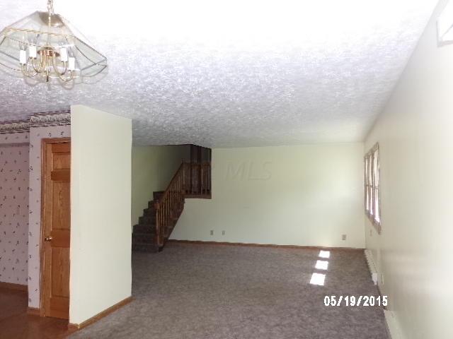 30087 Stage Coach Road Logan, OH 43138 - Photo 3 of 20