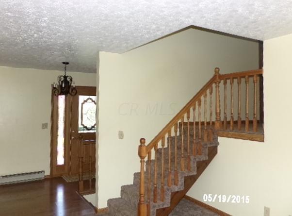 30087 Stage Coach Road Logan, OH 43138 - Photo 5 of 20