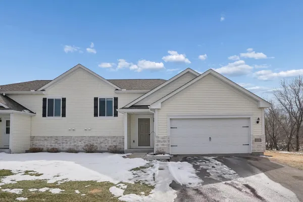 $265,000 | 1012 White Tail Lane, Montrose, MN 55363