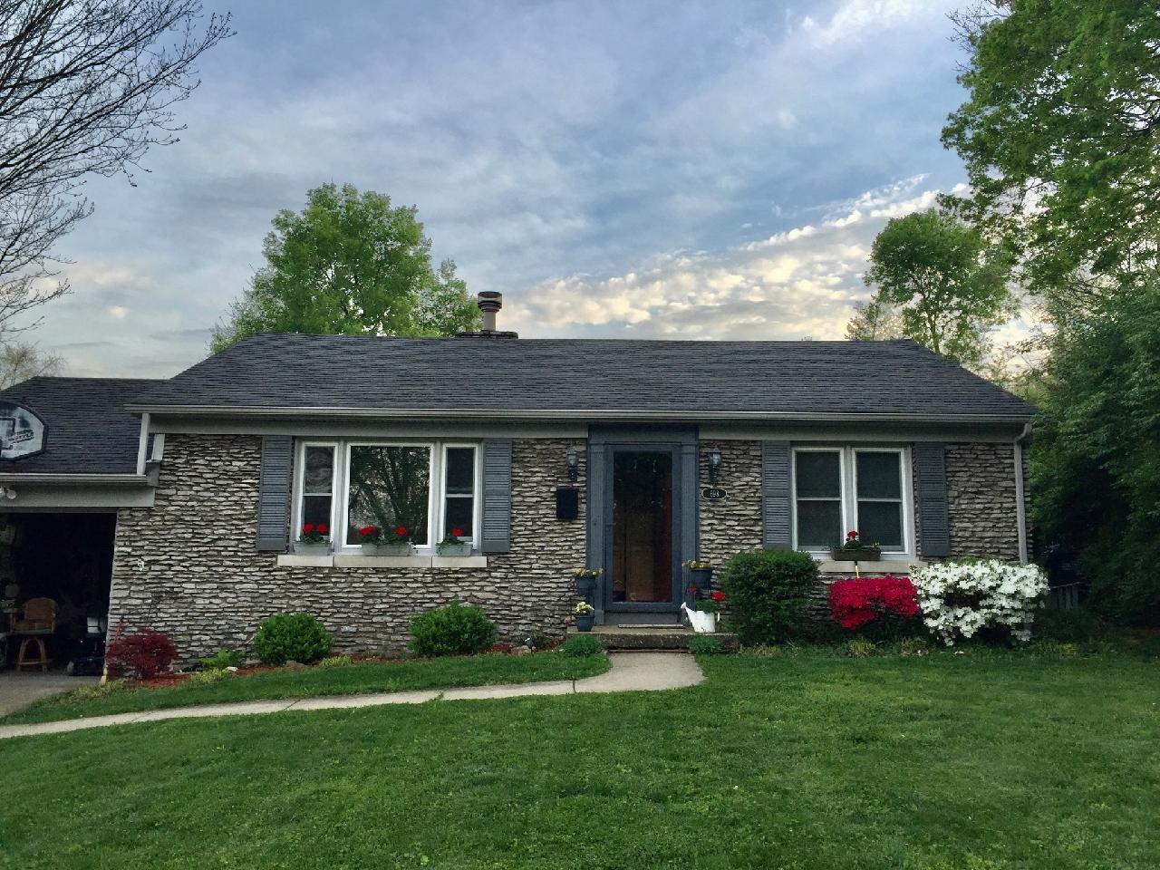698 Springridge Drive Lexington, KY 40503 - Photo 1 of 17 output_image1708709430956