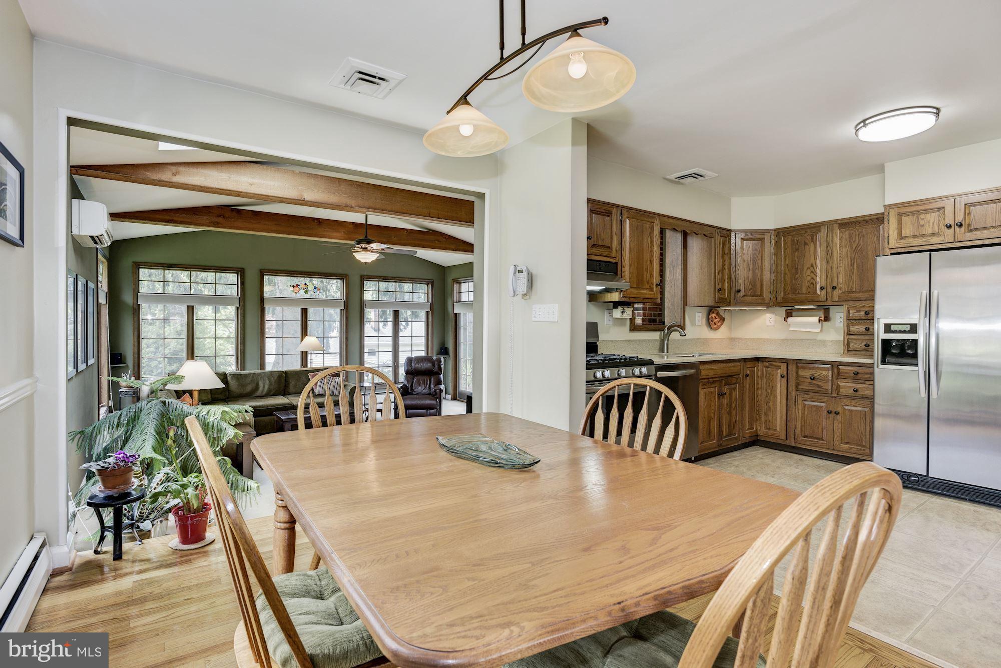 1911 Clifden Road Baltimore, MD 21228 - Photo 11 of 30 Dining Room