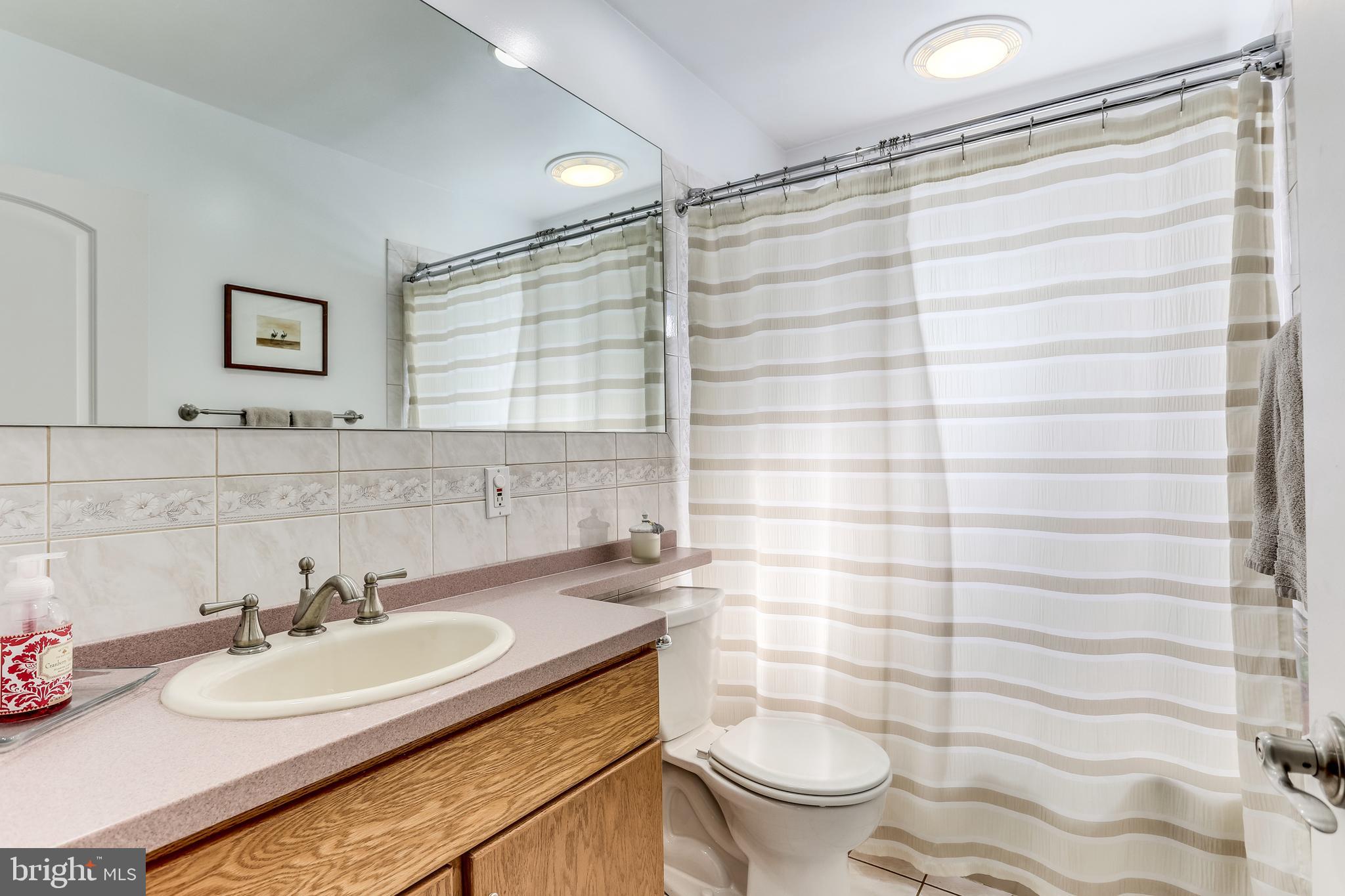 8209 Yarborough Road Baltimore, MD 21204 - Photo 21 of 33 Full Bath