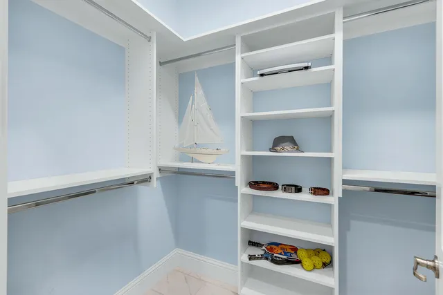 $2,083,500 | 14386 Laguna Springs Lane, Naples, FL 34114