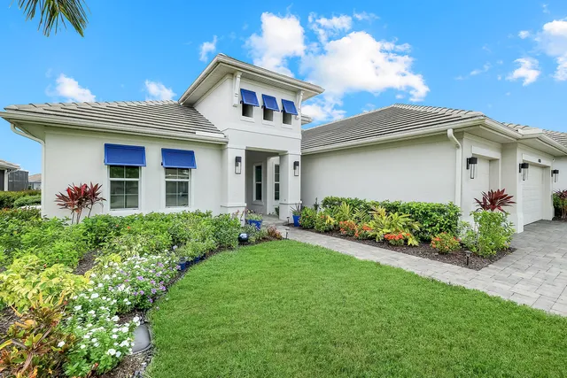 $2,083,500 | 14386 Laguna Springs Lane, Naples, FL 34114