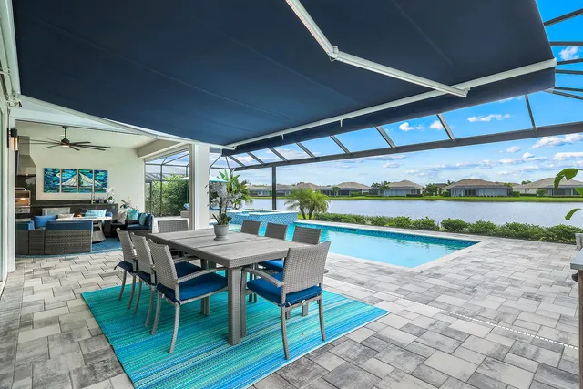 $2,083,500 | 14386 Laguna Springs Lane, Naples, FL 34114