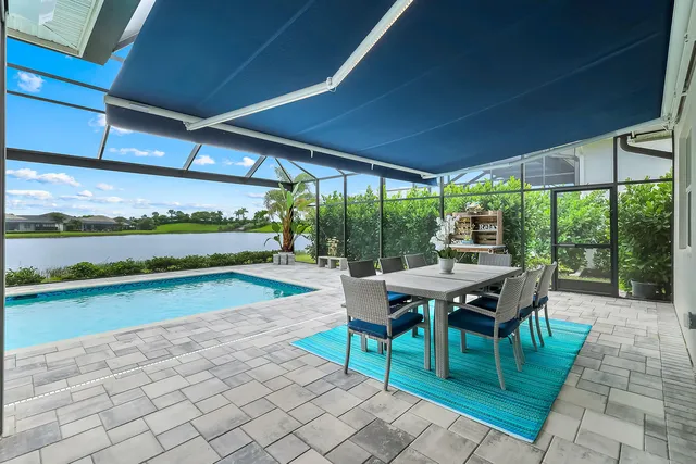$2,083,500 | 14386 Laguna Springs Lane, Naples, FL 34114