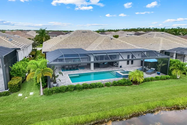 $2,083,500 | 14386 Laguna Springs Lane, Naples, FL 34114