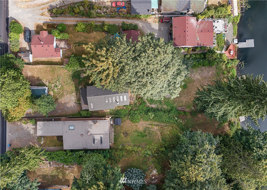 26430 Lake Fenwick Road South Kent, WA 98032 - Photo 21 of 30 an aerial view of residential houses with outdoor space and street view