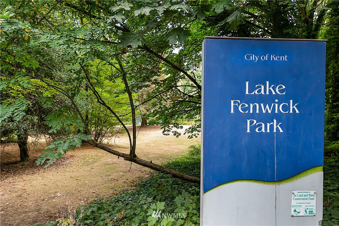 26430 Lake Fenwick Road South Kent, WA 98032 - Photo 28 of 30 a view of a sign board
