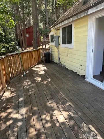 $1,200 | 25014 Moon Drive, Crestline, CA 92325