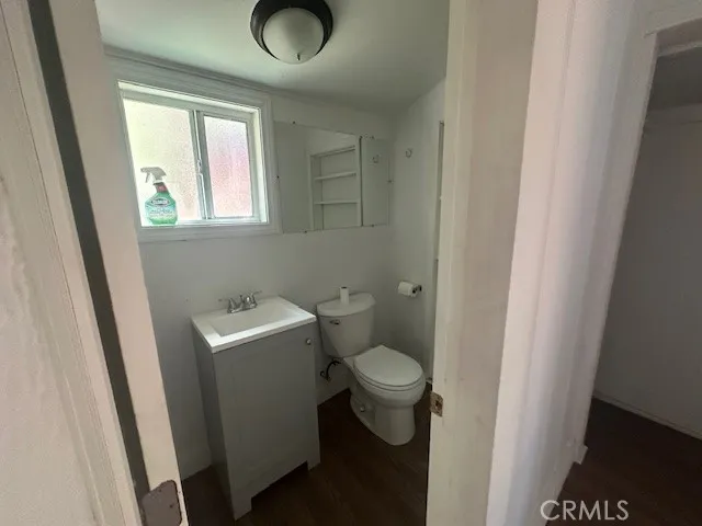 $1,200 | 25014 Moon Drive, Crestline, CA 92325