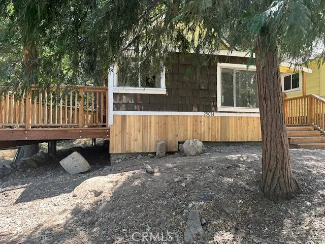 $1,200 | 25014 Moon Drive, Crestline, CA 92325