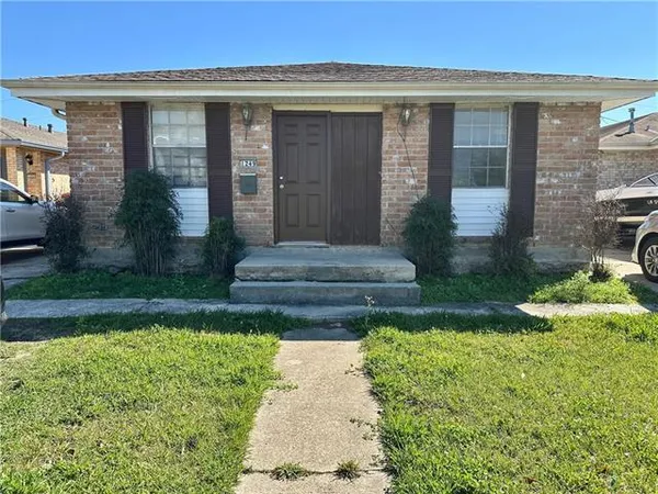 $1,575 | 1249 Carrollton Avenue, Metairie, LA 70005