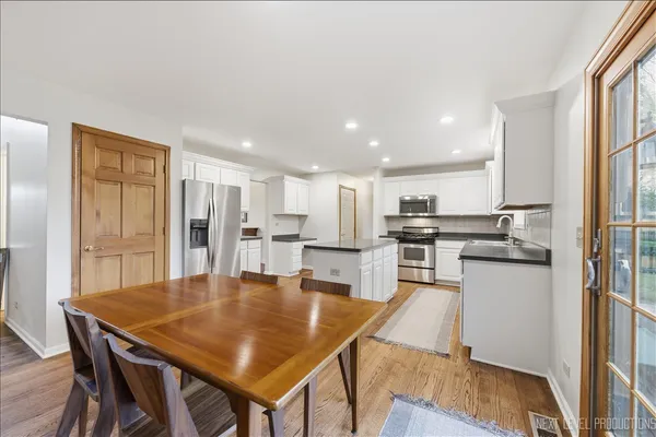 $675,000 | 135 Westhaven Circle, Geneva, IL 60134